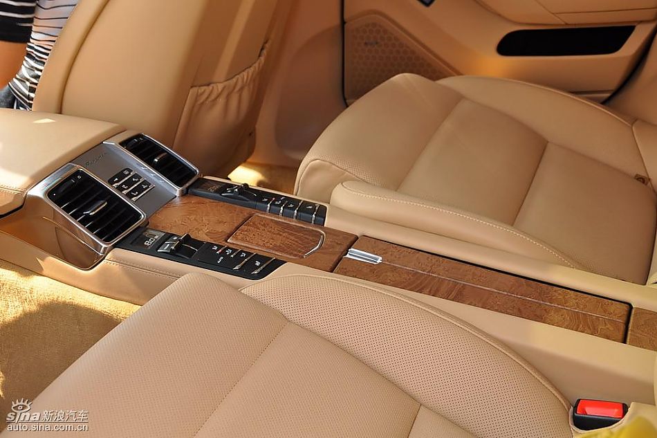 保时捷Panamera试车实拍-内饰图