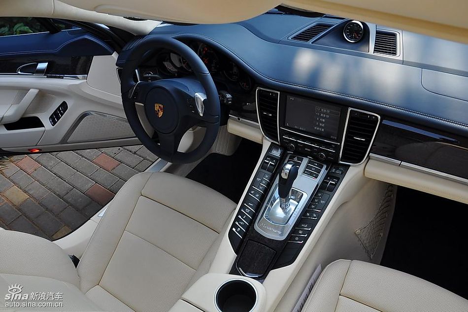 保时捷Panamera试车实拍-内饰图