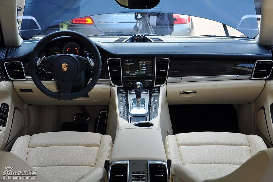 保时捷Panamera试车实拍-内饰图