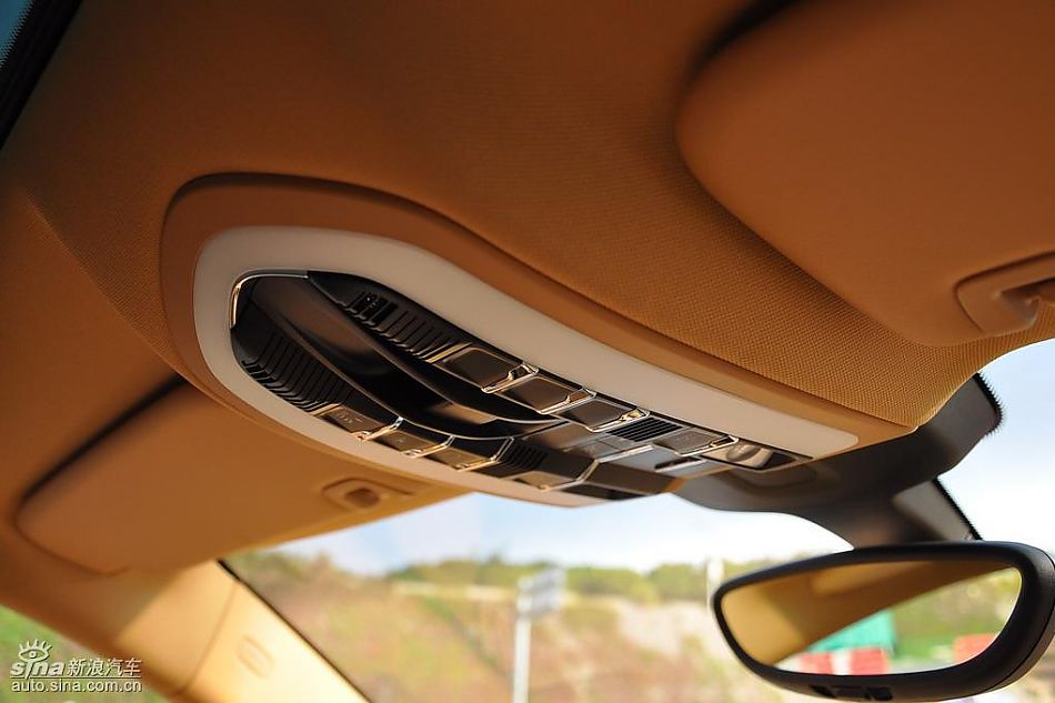 保时捷Panamera试车实拍-内饰图