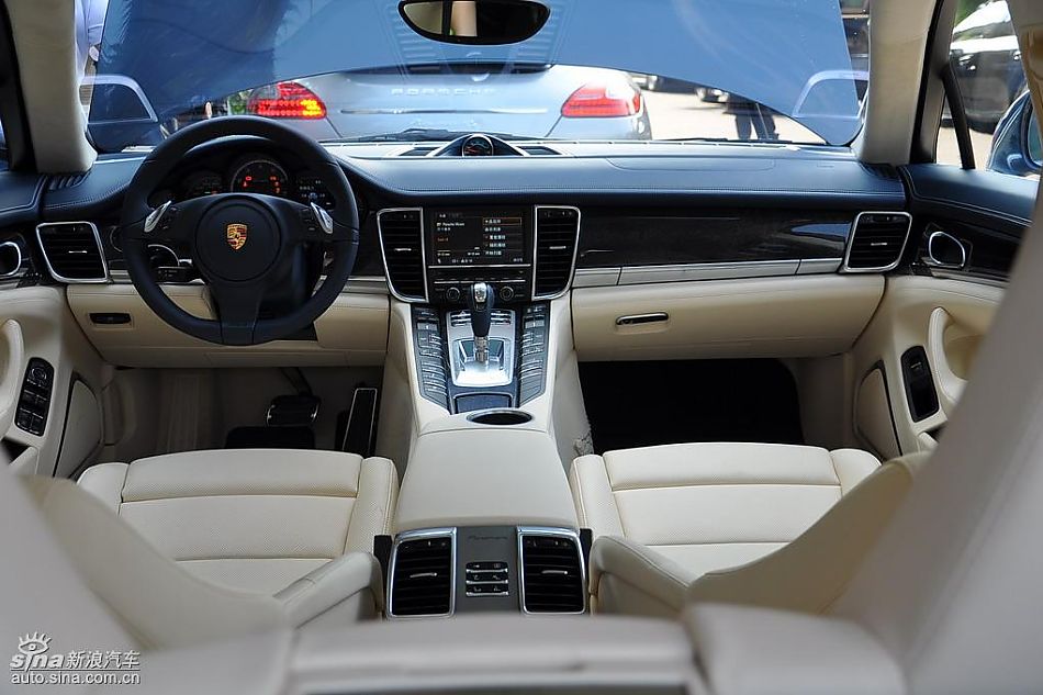 保时捷Panamera试车实拍-内饰图
