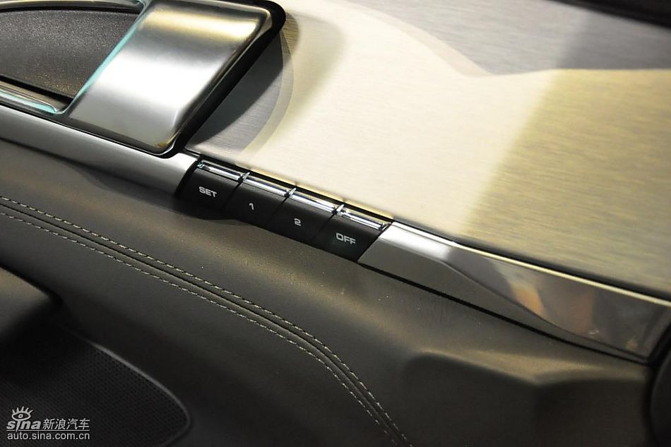 保时捷Panamera试车实拍-内饰图