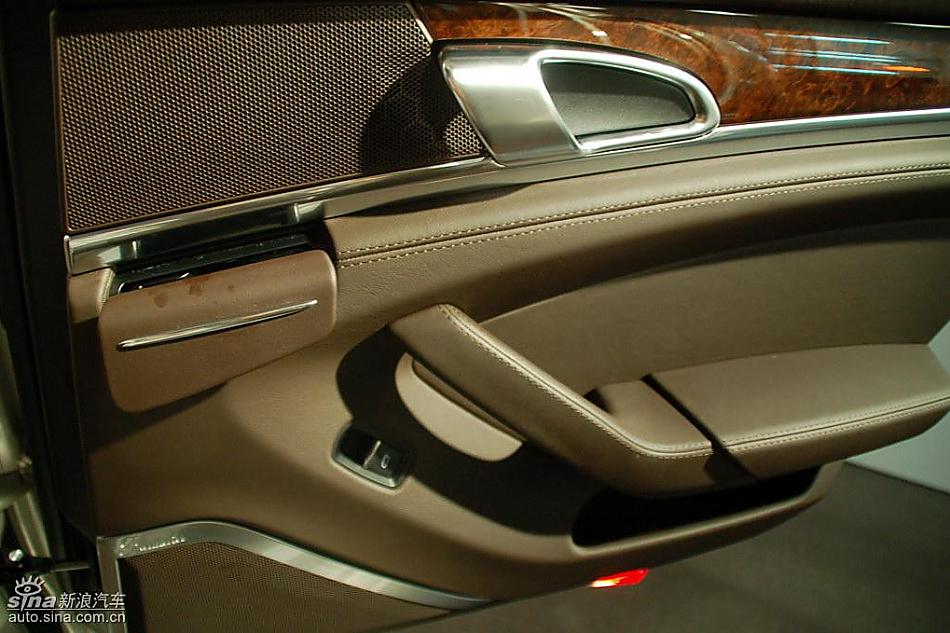 保时捷panamera内饰实拍图