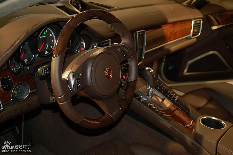 保时捷panamera内饰实拍图