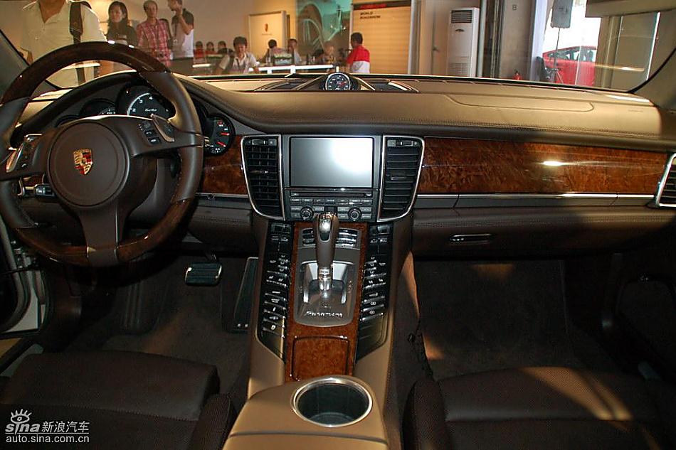 保时捷panamera内饰实拍图