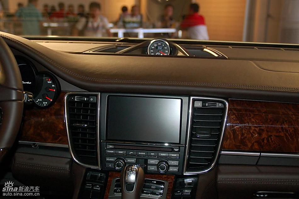 保时捷panamera内饰实拍图
