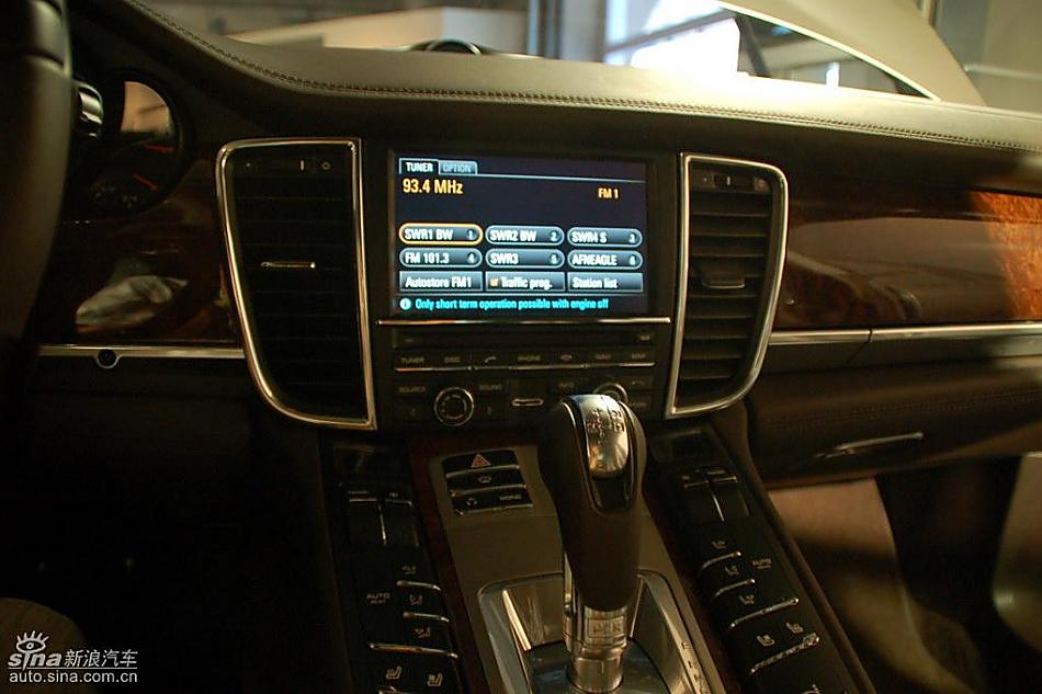 保时捷panamera内饰实拍图