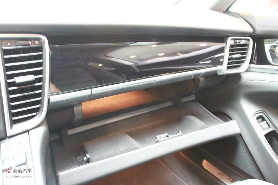 2010款保时捷Panamera 4