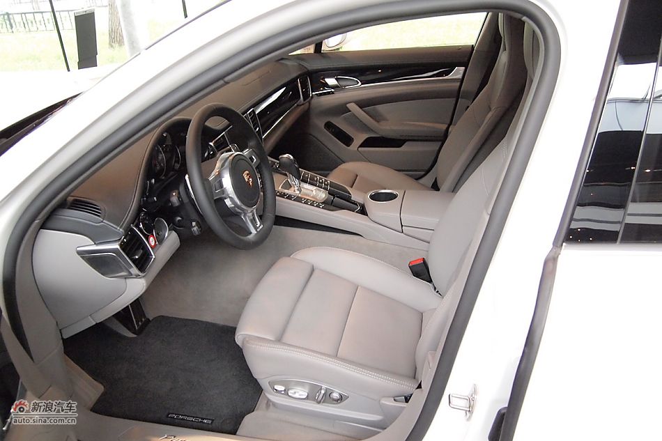保时捷Panamera S