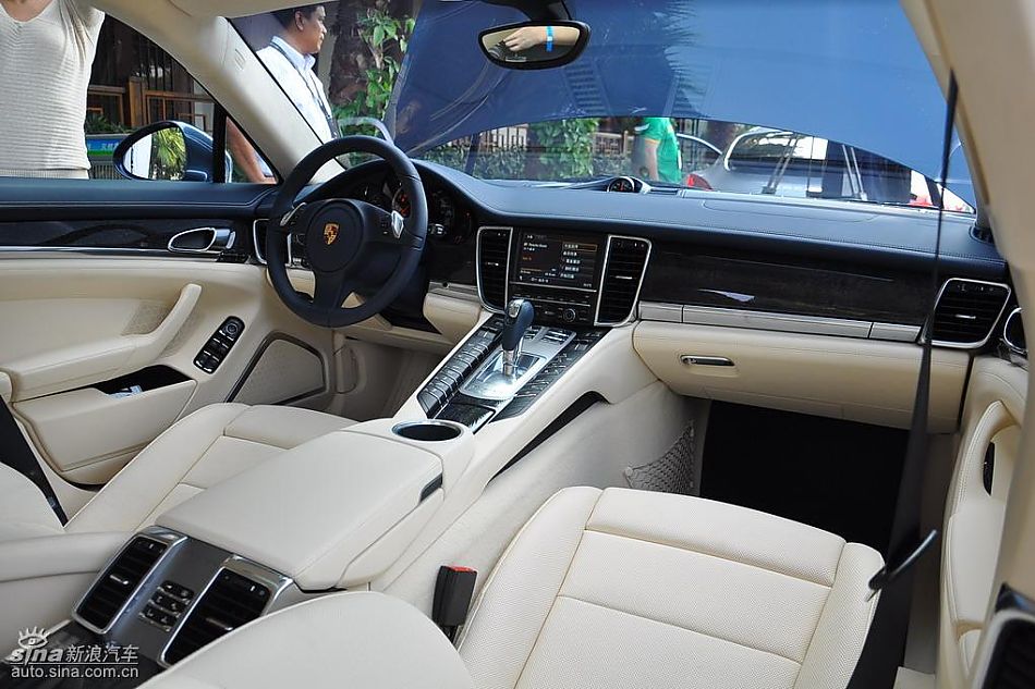 保时捷Panamera试车实拍-内饰图