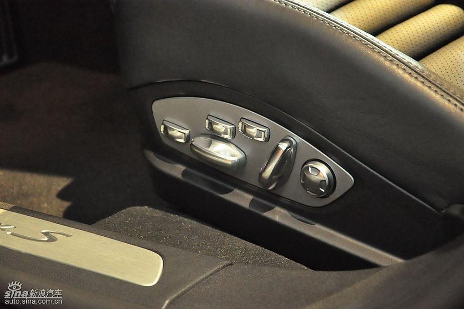 保时捷Panamera试车实拍-内饰图