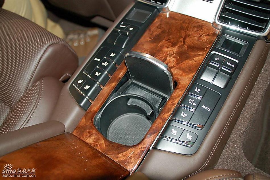 保时捷panamera内饰实拍图