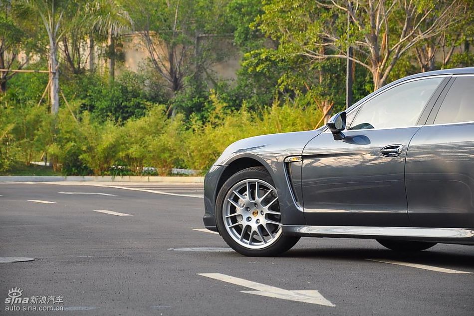 保时捷Panamera试车实拍图-外观