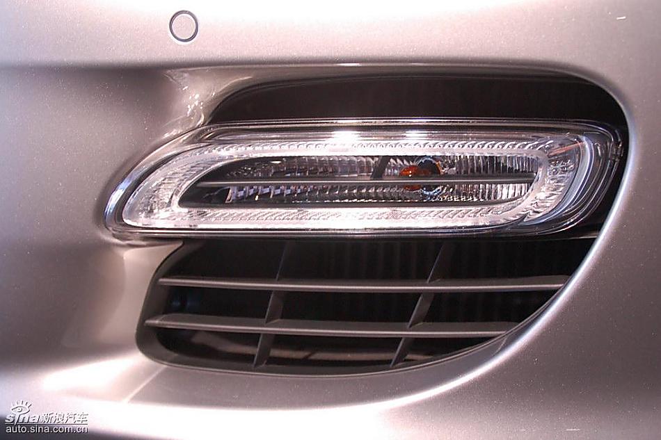 保时捷panamera外观实拍图