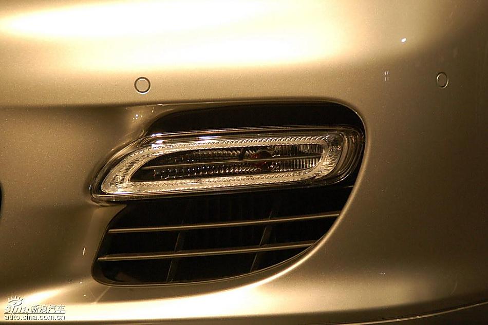 保时捷panamera外观实拍图