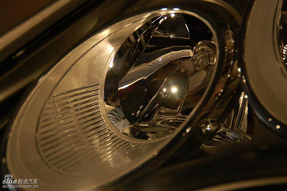 保时捷panamera外观实拍图