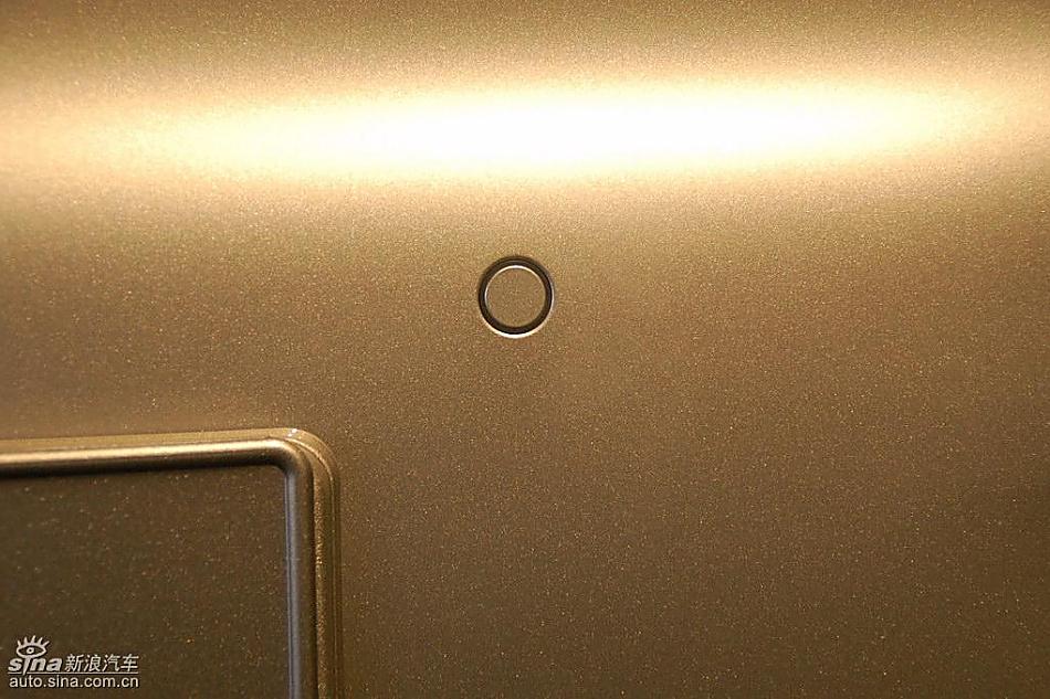 保时捷panamera外观实拍图