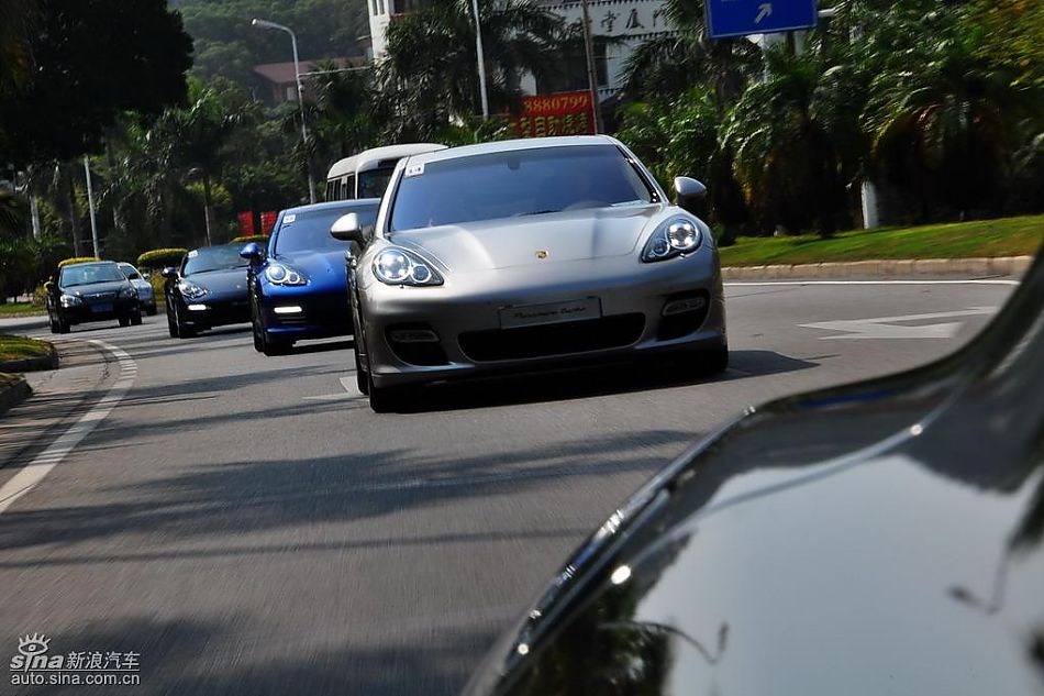 保时捷Panamera试车实拍图-动态