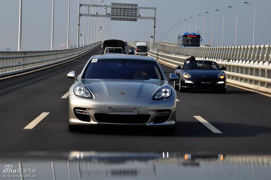 保时捷Panamera试车实拍图-动态