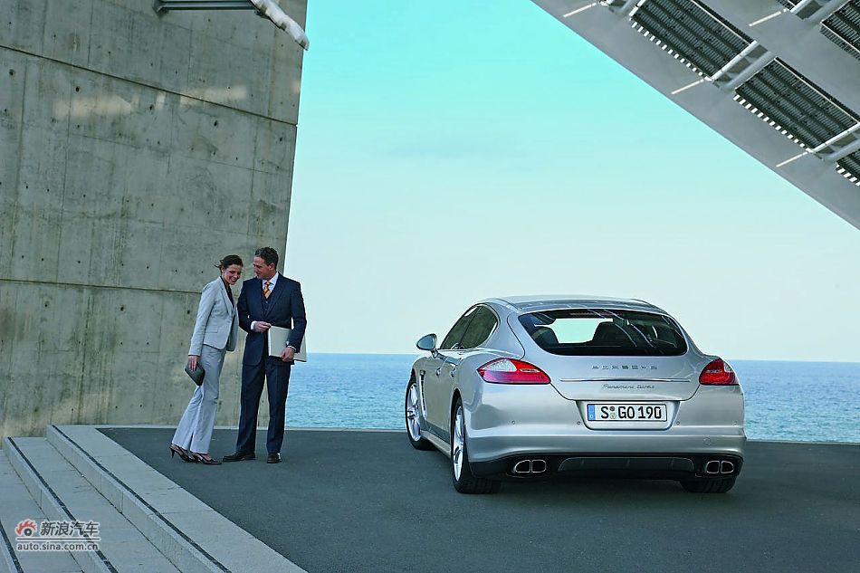 保时捷Panamera turbo