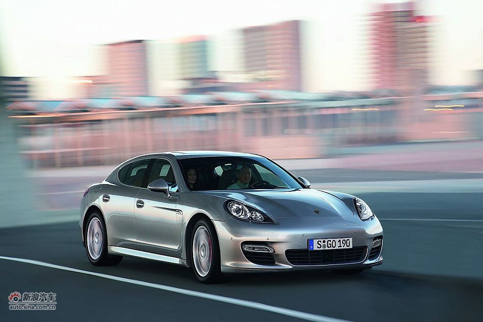 保时捷Panamera turbo