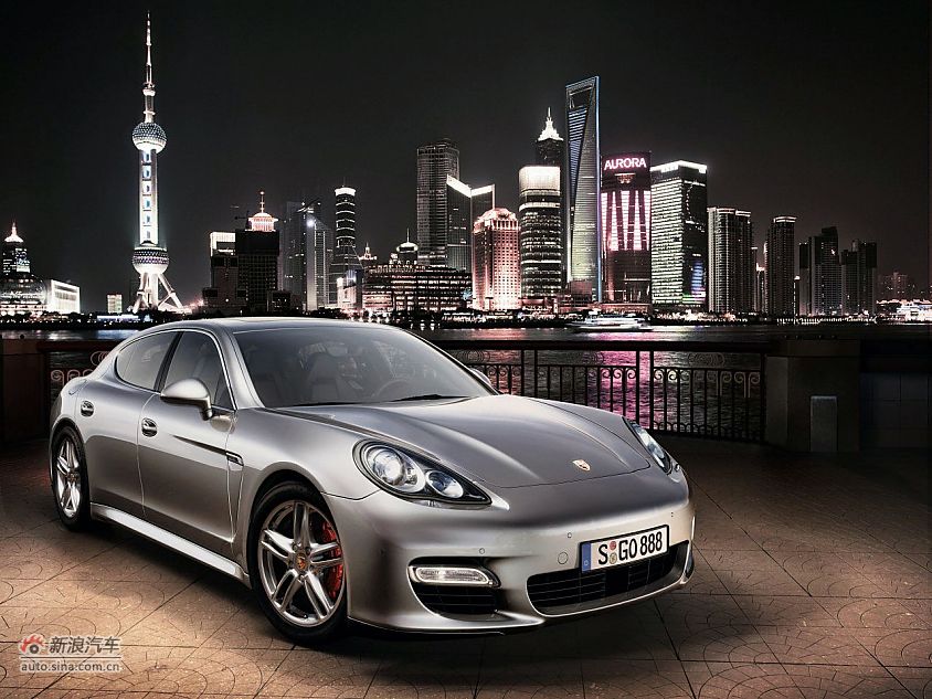 保时捷Panamera turbo
