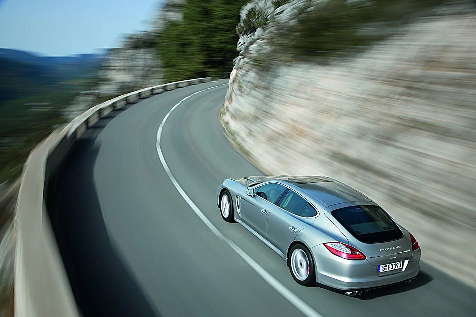 保时捷Panamera外观图片