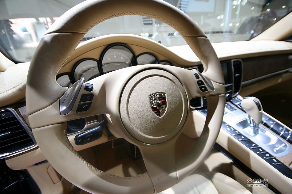 保时捷Panamera