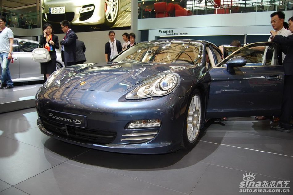 Panamera 4S