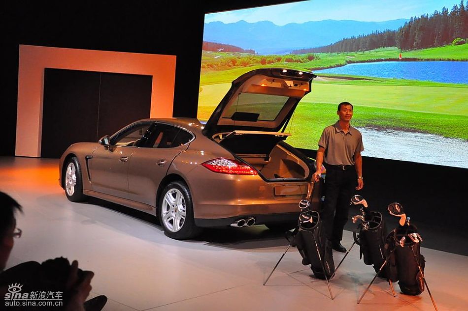 保时捷Panamera上市图