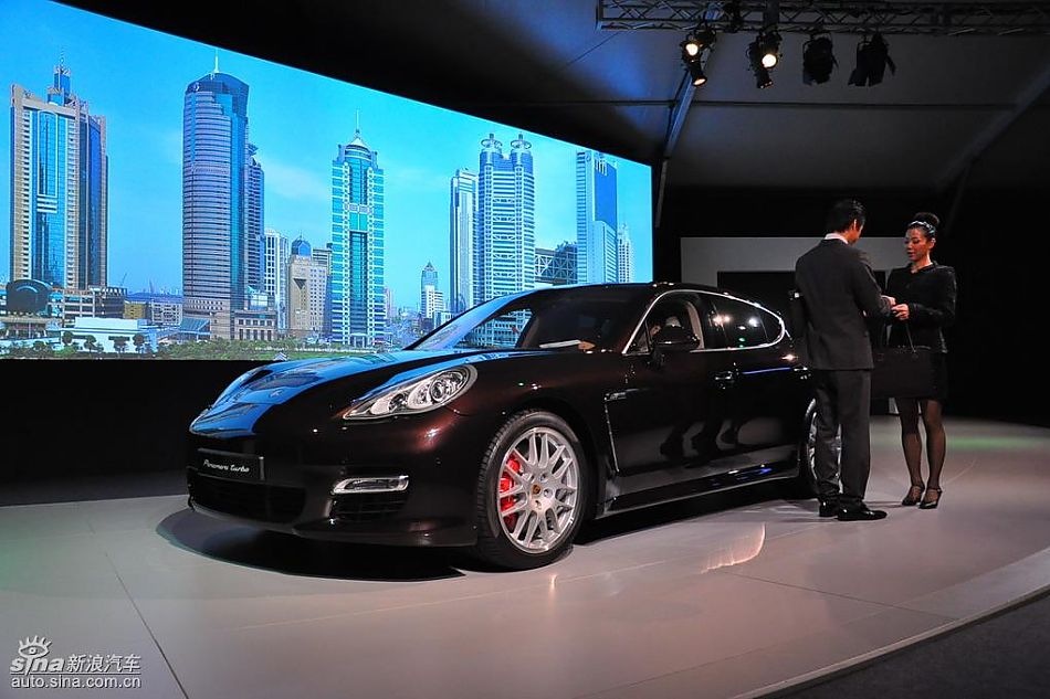 保时捷Panamera上市图