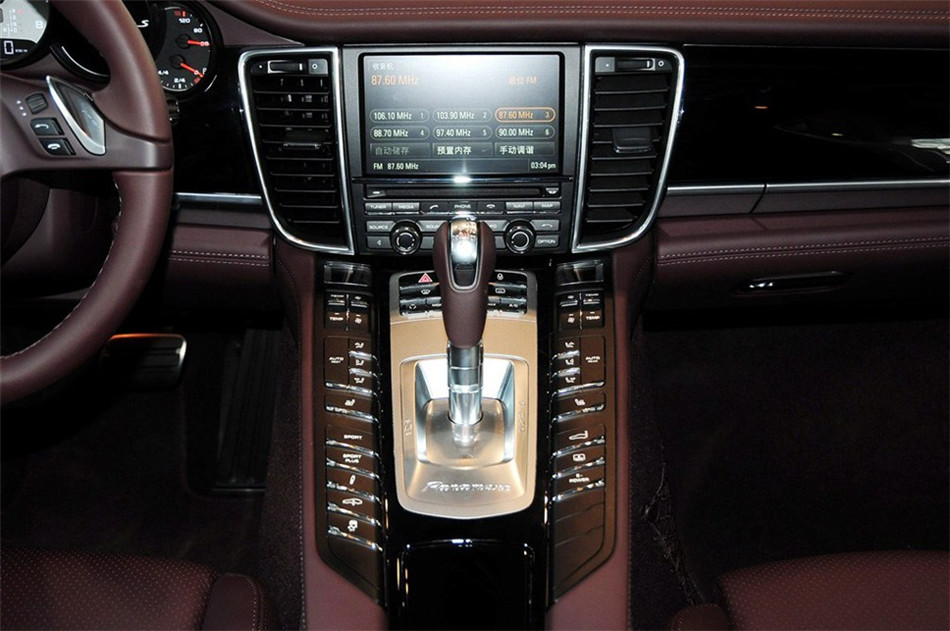 2012 ʱ Panamera S Hybrid 3.0T