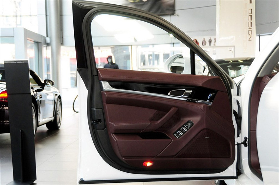 2012款 保时捷 Panamera S Hybrid 3.0T