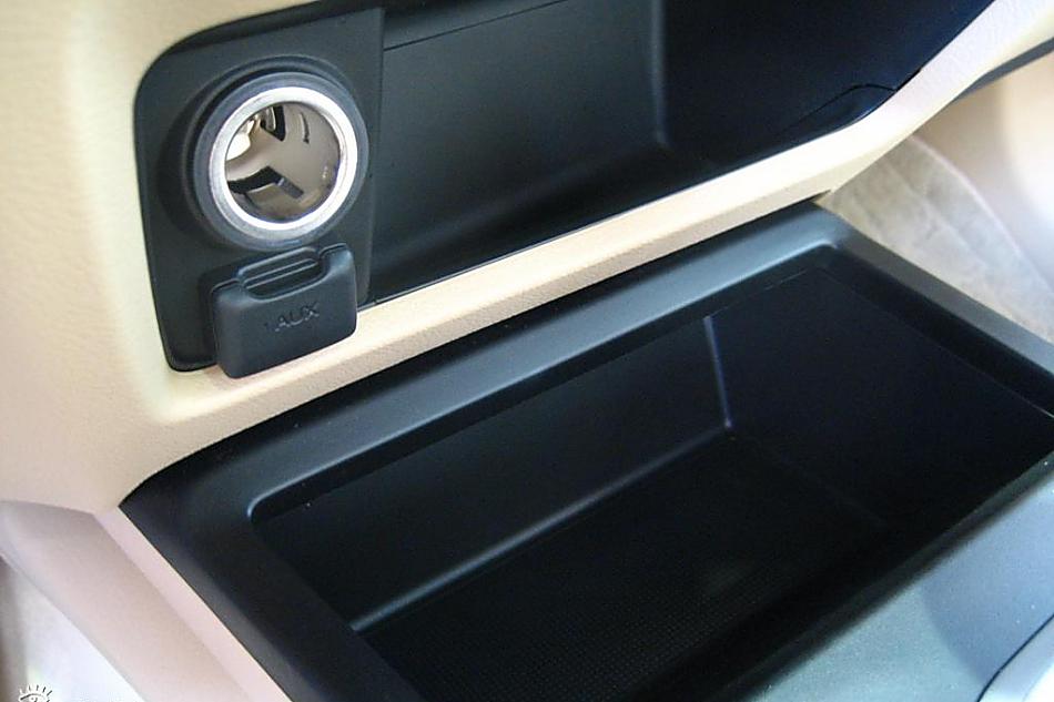 本田cicic混合动力内饰