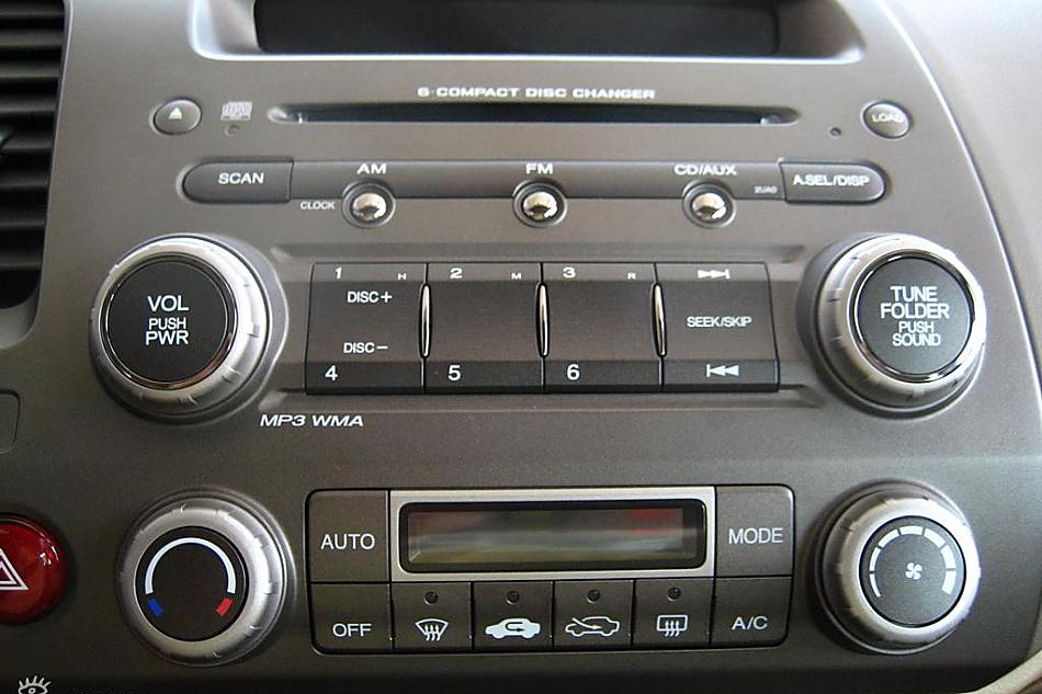 本田cicic混合动力内饰