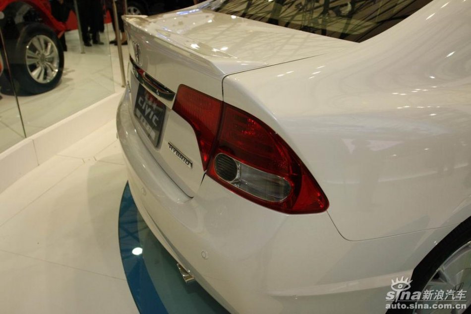 新思域混合动力