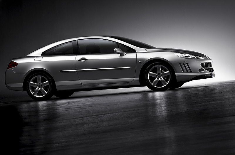 标致Coupé407双门跑车外观