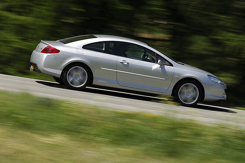 标致Coupé407双门跑车外观