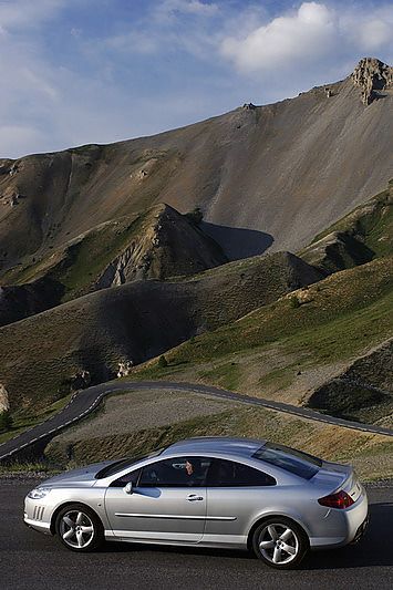 标致Coupé407双门跑车外观