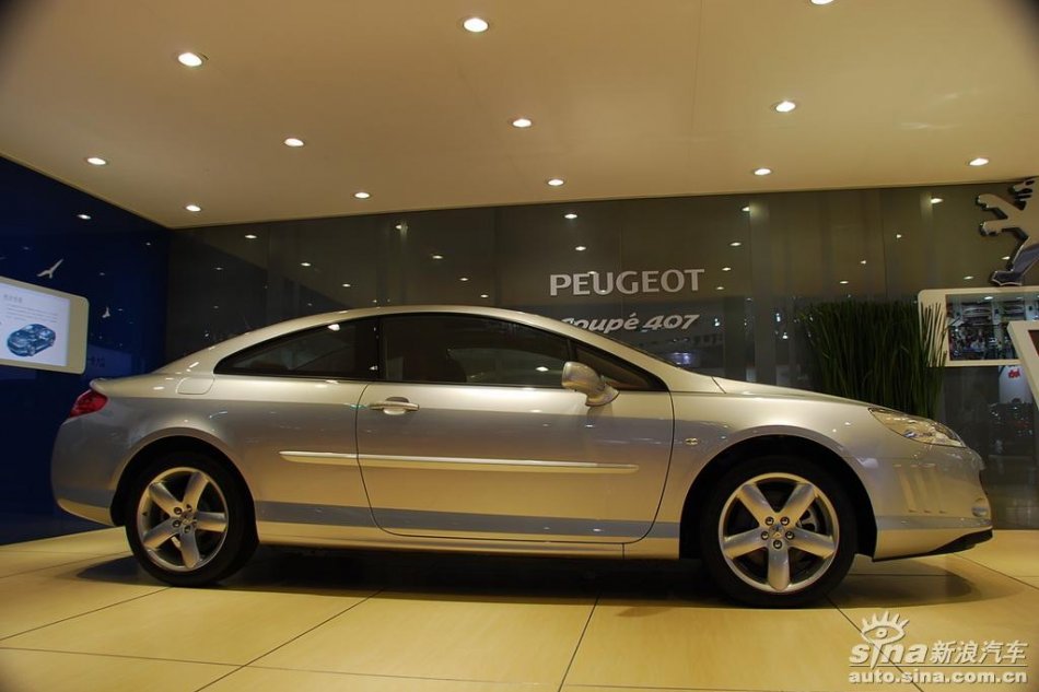 标致407 COUPE