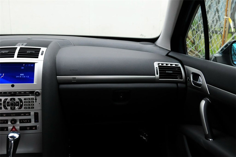 2008款 标致407 2.2 豪华版