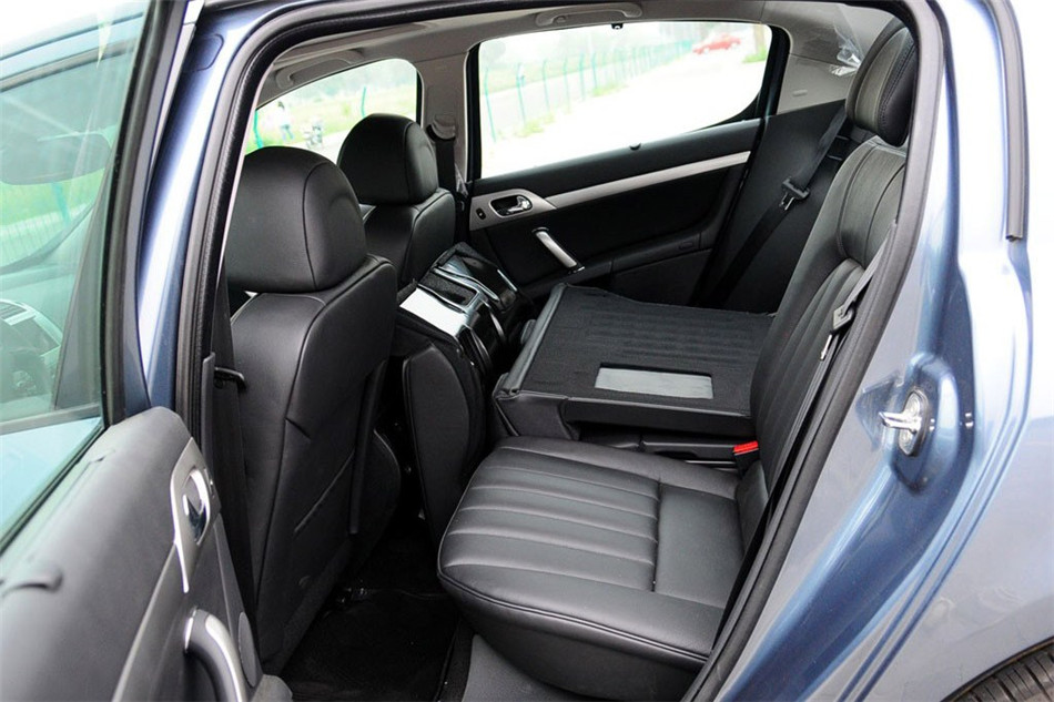 2008款 标致407 2.2 豪华版