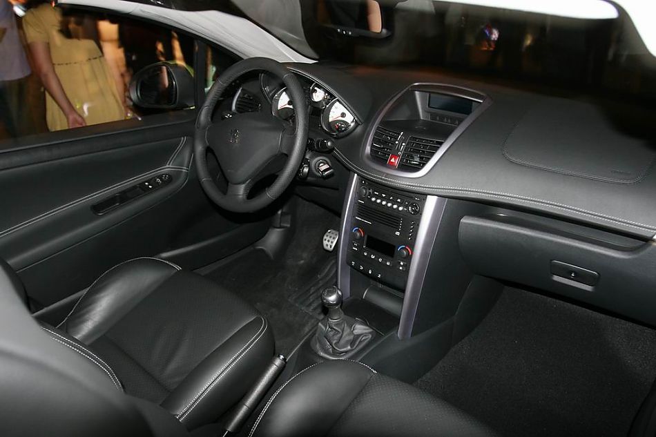 207CC内饰图片