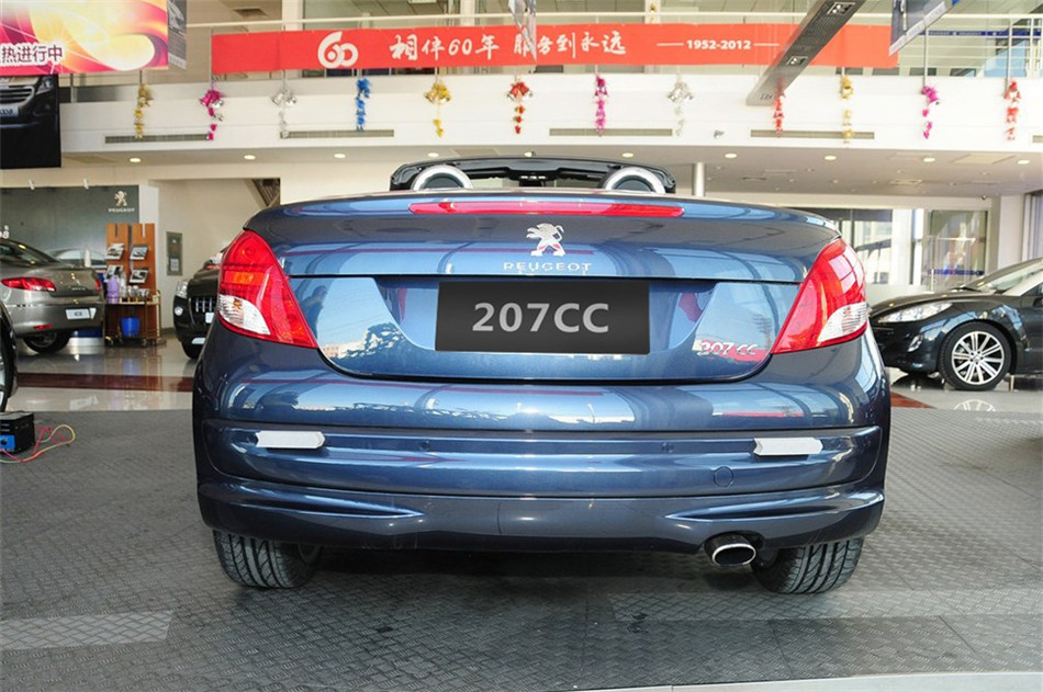 2013款标致207CC 1.6L自动时尚型