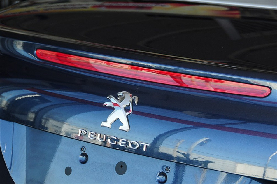 2013款标致207CC 1.6L自动时尚型