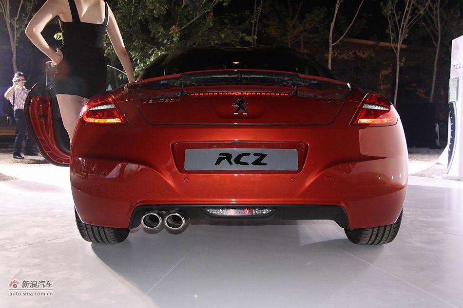 标致RCZ跑车