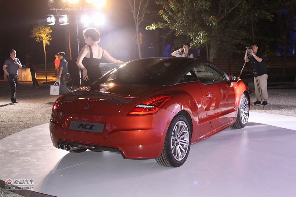 标致RCZ跑车