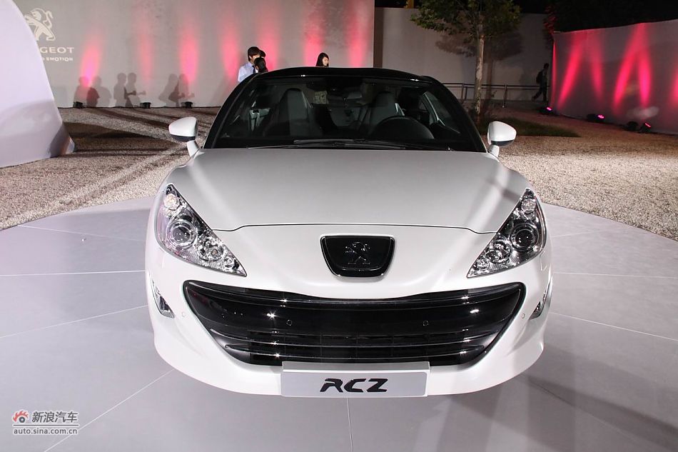 标致RCZ跑车