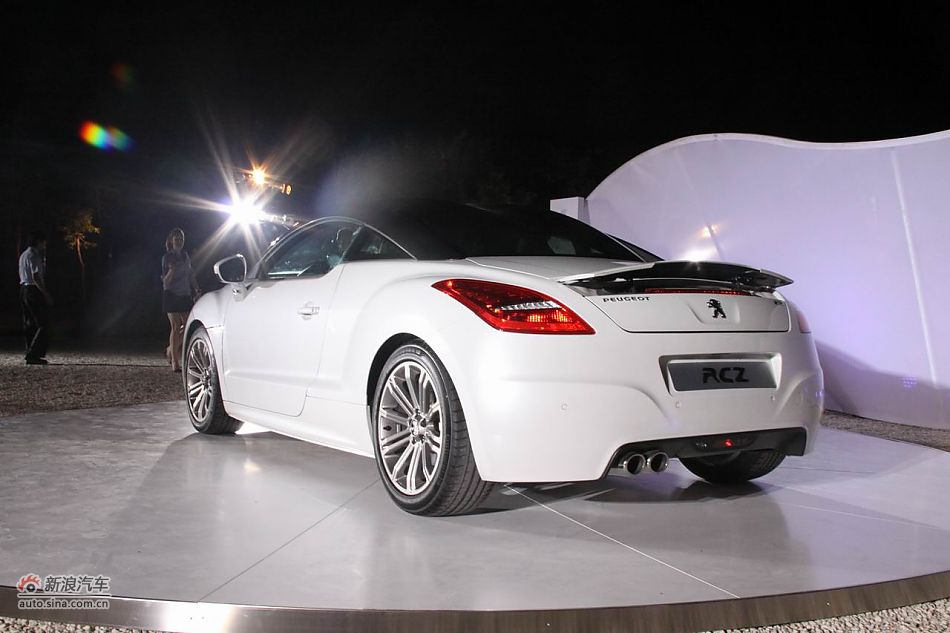 标致RCZ跑车