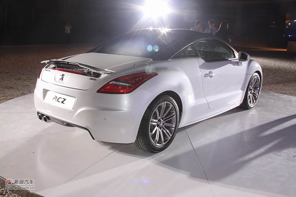 标致RCZ跑车